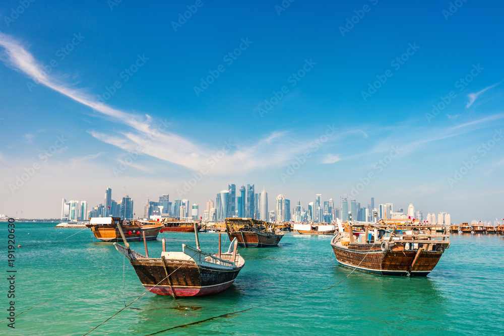 Waterfront in Doha - obrazy, fototapety, plakaty 