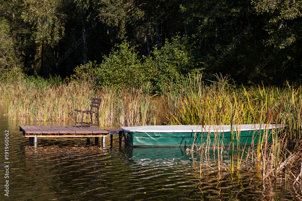 Obraz premium Jahreszeit Herbst Herbststimmung am See Treuer Nachbarsteich
