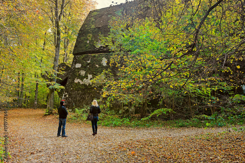 Fototapeta Naklejka Na Ścianę i Meble -  Wilczy Szaniec-ruiny kwatery Hitlera