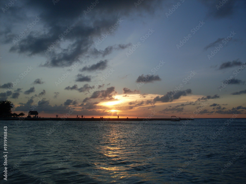 Beach, sand, travel, aruba, vacations, sea, ocean, sky, sunrise, sunset, trip, paradaise, clouds, palm, tree,, blue, water Beach, sand, travel, aruba, vacations, sea, ocean, sky, sunrise, sunset, trip, paradaise, clouds, palm, tree,, blue, water