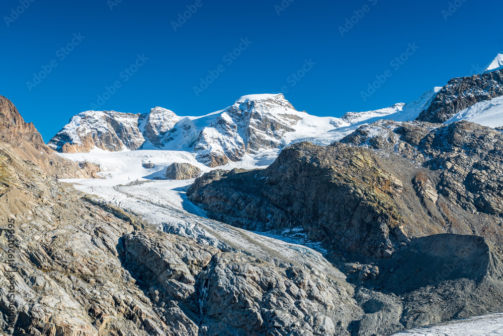 Persgletscher und Bernina-Massiv, Pontresina, Schweiz