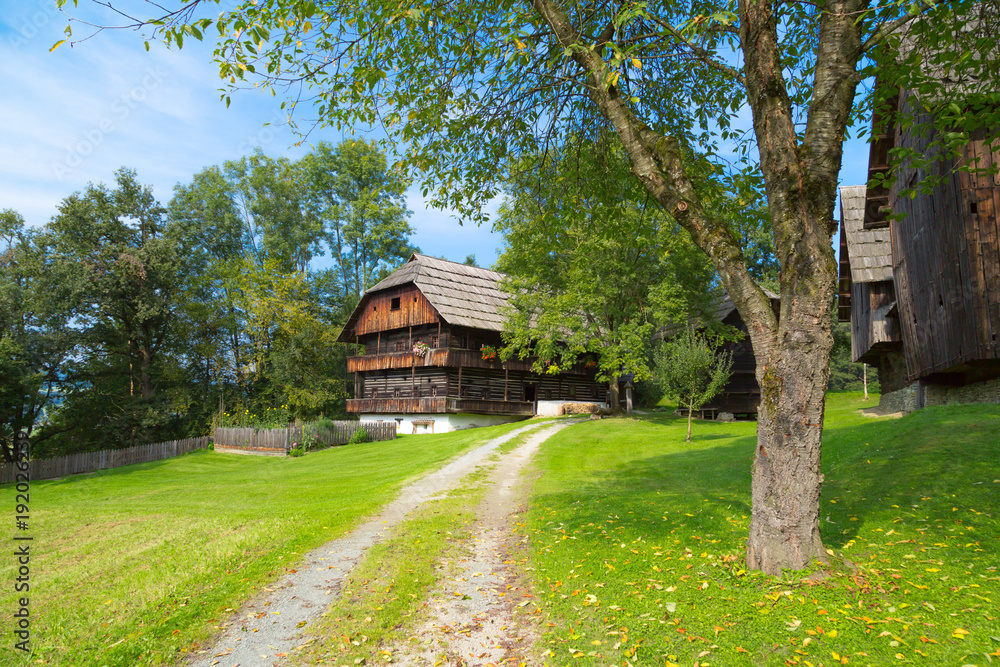 Wooden Mountain House Wooden Mountain House