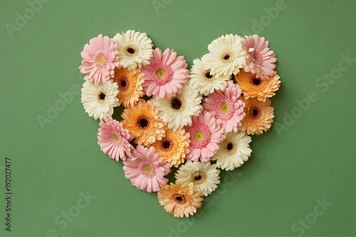 Leinwand Poster Heart made from fresh gerbera flowers