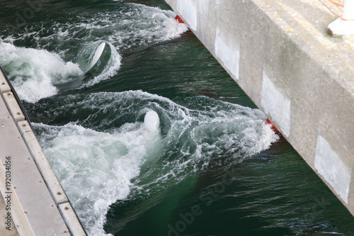Fotografía Tidal water turbines in the tidal current of the sea