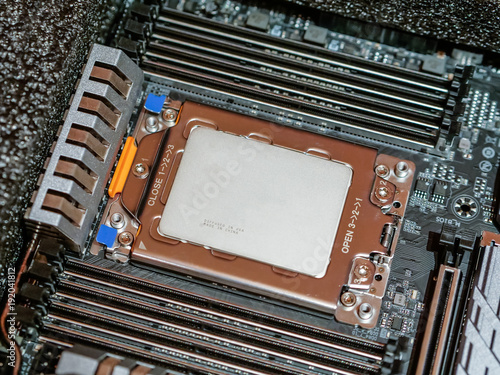 Canvastavla Unspecified CPU on mainboard computer