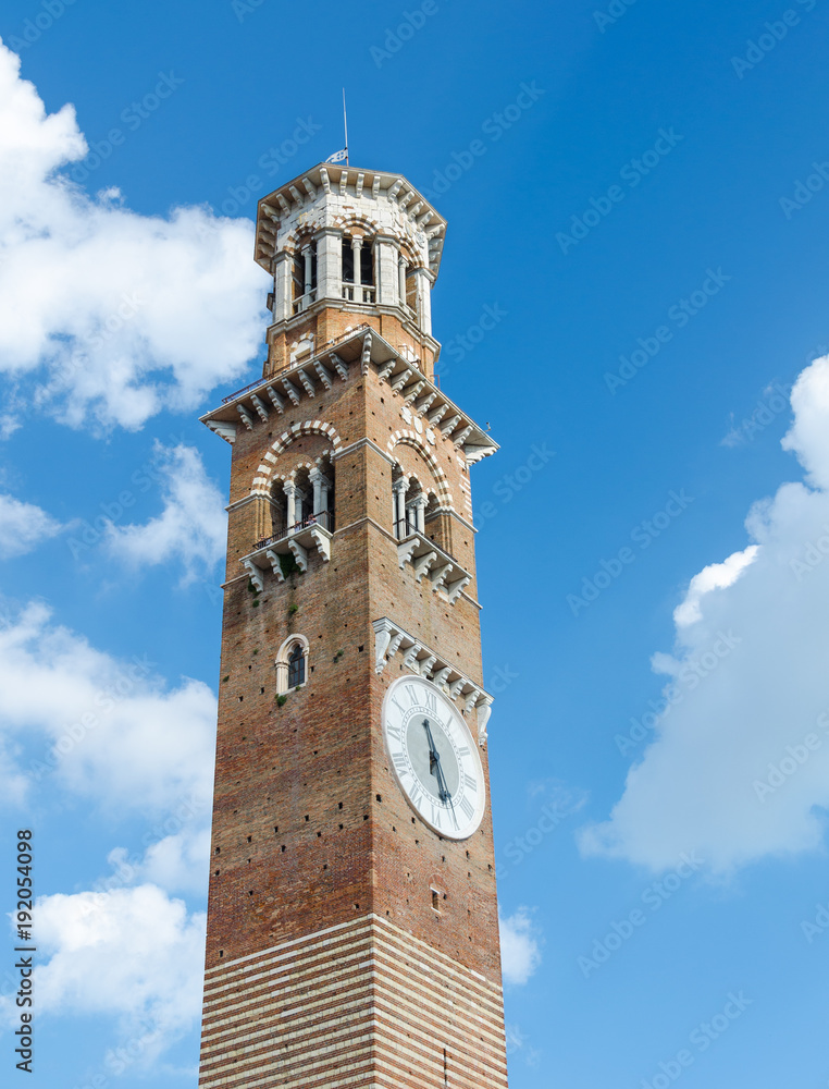Torre dei Lamberti in Verona Italien