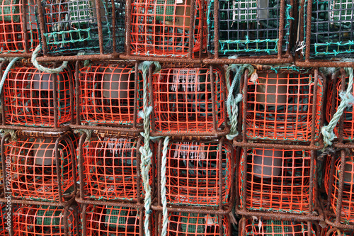 Fototapeta Naklejka Na Ścianę i Meble -  nasas de pesca apiladas en el puerto de Vigo