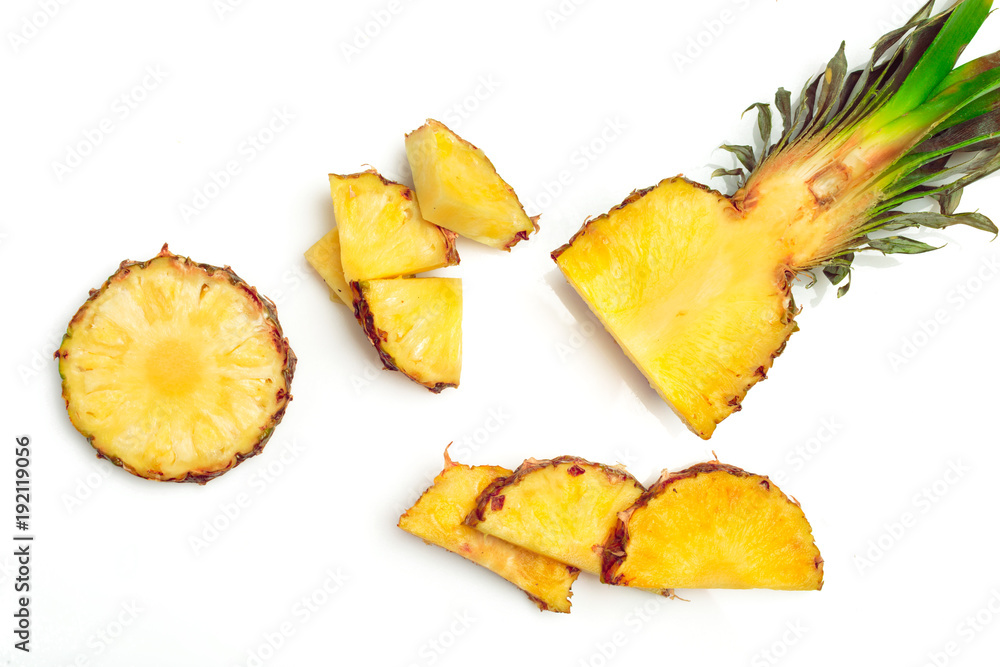 Naklejka premium pineapple isolated on white
