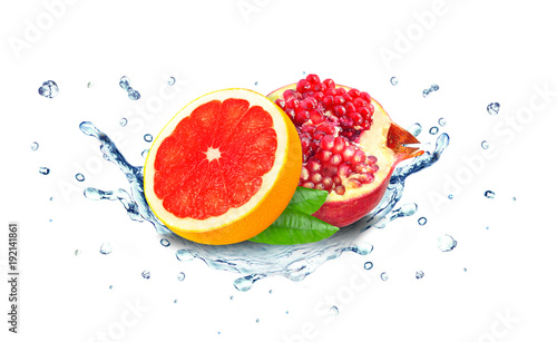 Fototapeta Naklejka Na Ścianę i Meble -  Grapefruit and pomegranate splash