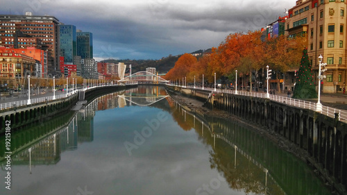 Bilbao - Reflejos en la ría