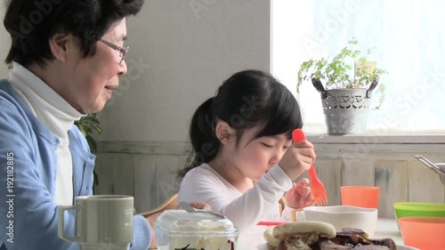 孫とおばあちゃん