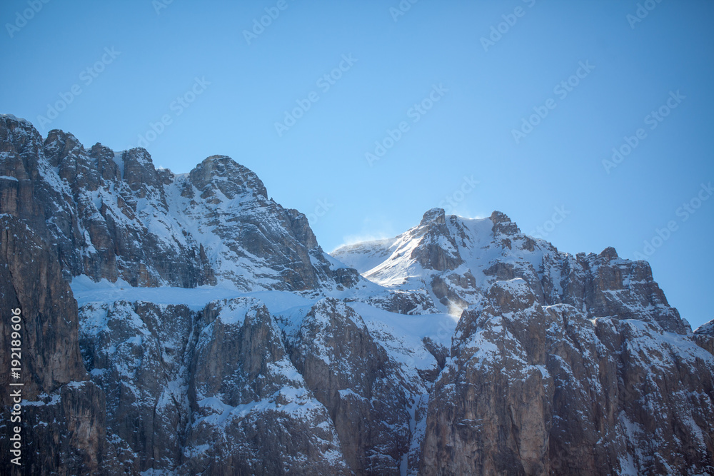 Südtiroler Berge im Schnee