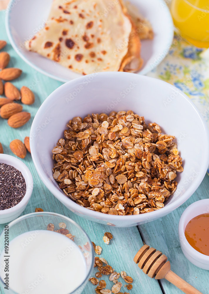 breakfast with granola breakfast with granola