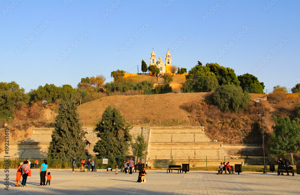 La Iglesia de Nuestra Señora de los Remedios Cholula Mexico