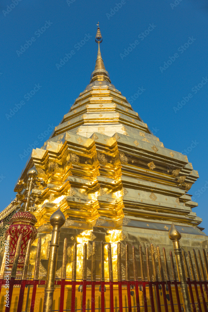 Fototapeta premium Wat Phra That Doi Suthep in Chiang Mai, Thailand