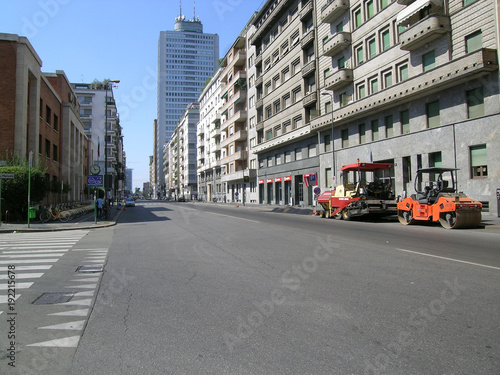 Empty street in Milan city center, viale Tunisia, 2011.