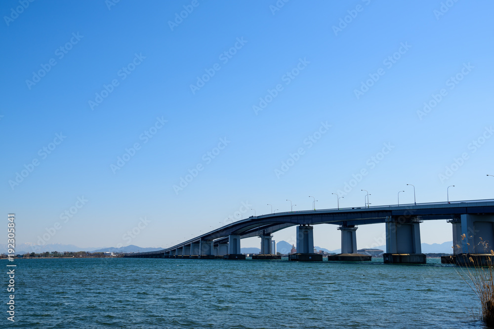 琵琶湖大橋