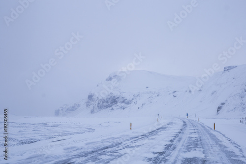 Florian Gurtner   Schneesturm, Island © Florian Gurtner