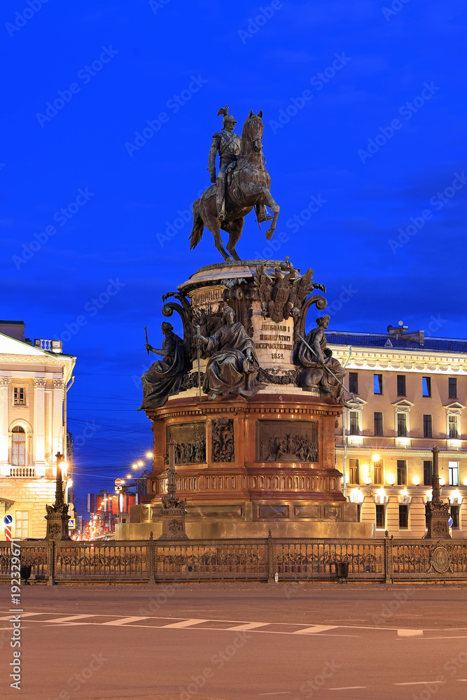 Fototapeta premium The monument to Emperor Nicholas I on St. Isaac's square in St. Petersburg