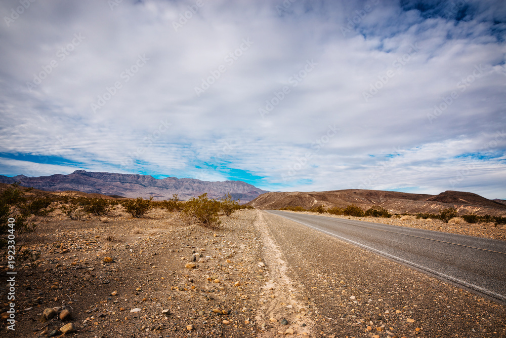 route dans le désert
