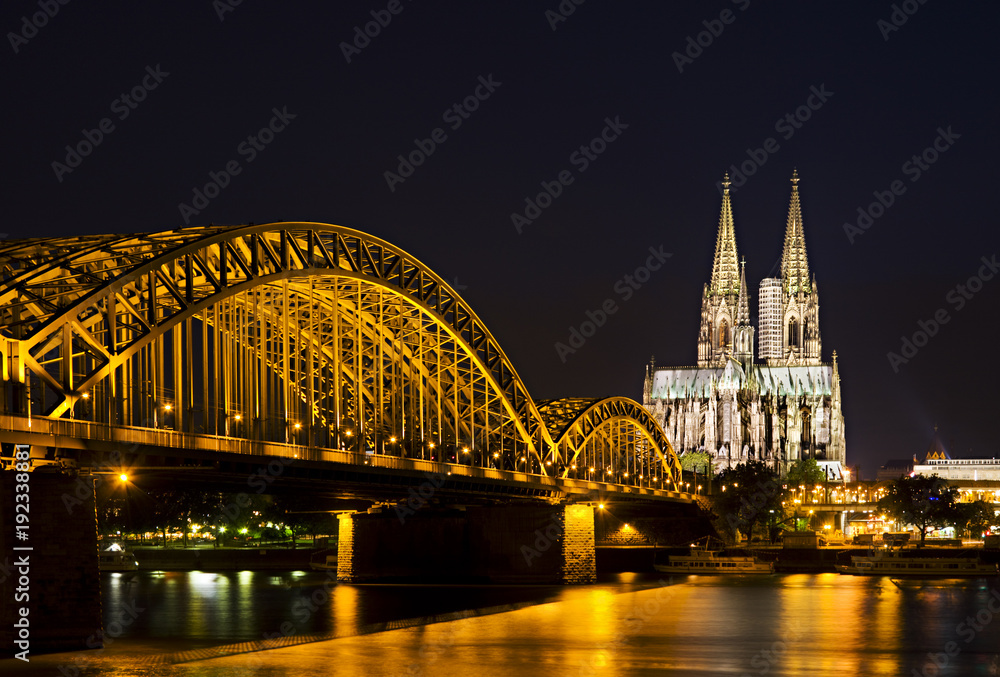Fototapeta premium Cologne Cathedral And Bridge, Germany