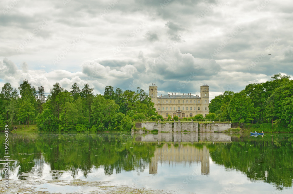 Natural landscape with views of the Castle. Natural landscape with views of the Castle.