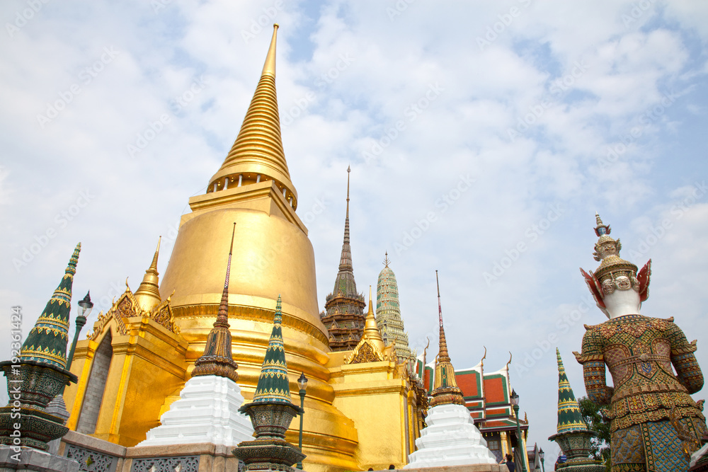 Fototapeta premium temples of thailand