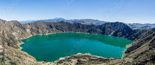 Fototapeta Naklejka Na Ścianę i Meble -  Panoramic view of the Quilotoa volcanic lake in Ecuador