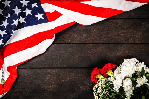 Fototapeta Naklejka Na Ścianę i Meble -  USA flag on wood background