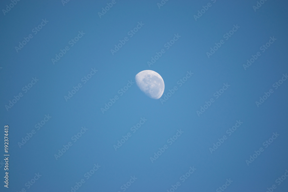 Moonlight in the middle of the day Moonlight in the middle of the day