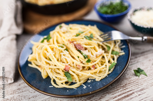Spaghetti carbonara with egg and pancetta
