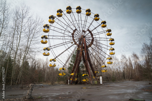 Ferris wheel in abandoned amusement park in Chernobyl exclusion zone, Pripyat, Ukraine