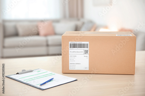 Parcel box and clipboard wi...