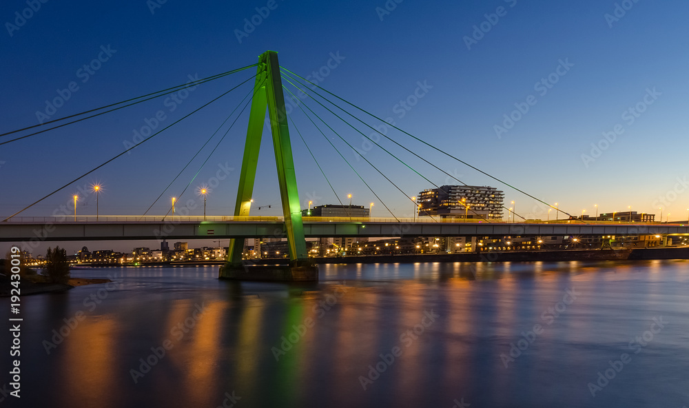 Obraz premium Severinsbrücke, Köln