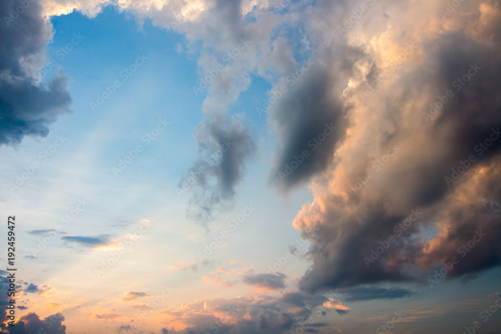 Fototapeta premium colorful dramatic sky with cloud at sunset.
