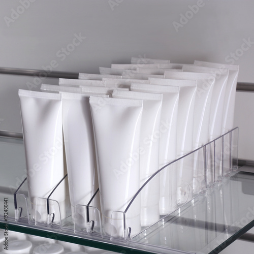 Fotografie plastic cream display for shops