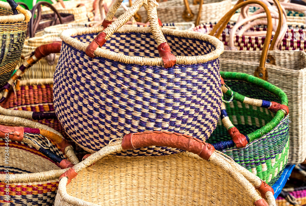 Shopping Einkaufskörbe und Taschen Display Shopping Einkaufskörbe und Taschen Display