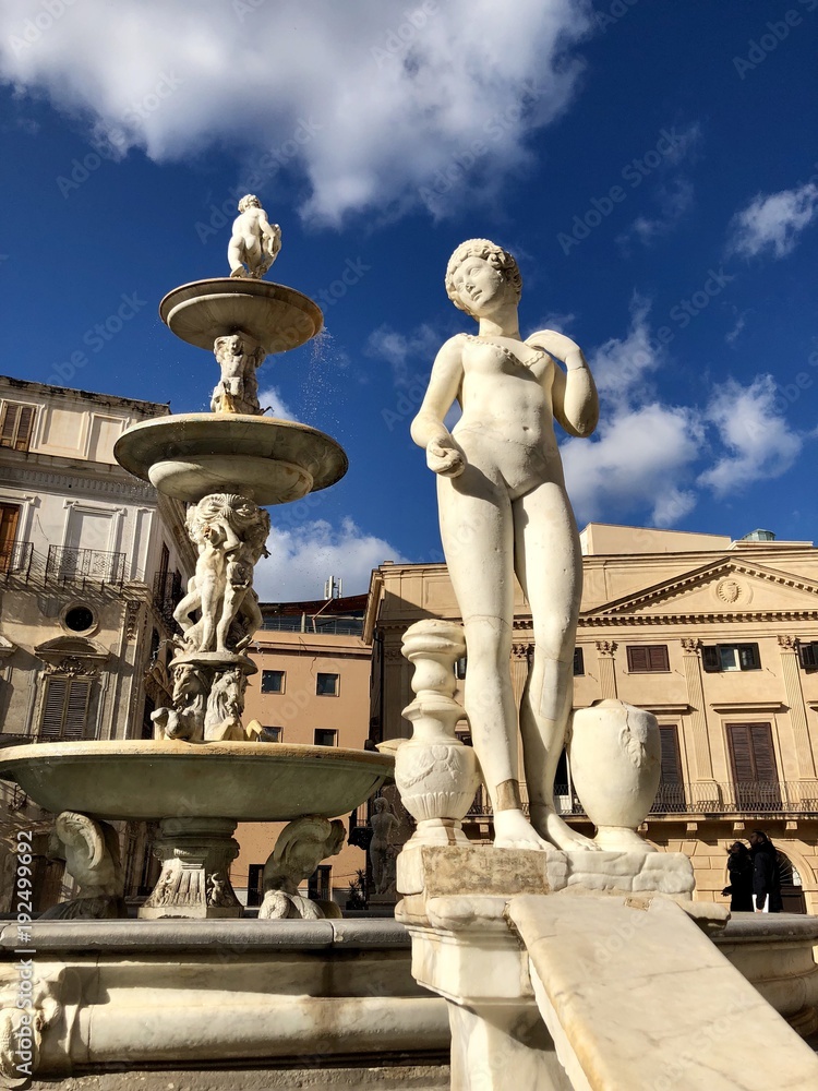 Palermo, La fontana di piazza Pretoria