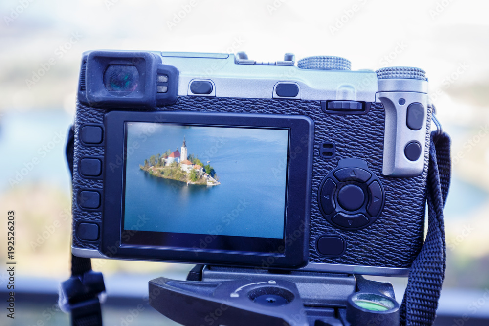 Fototapeta premium Modern MILC camera