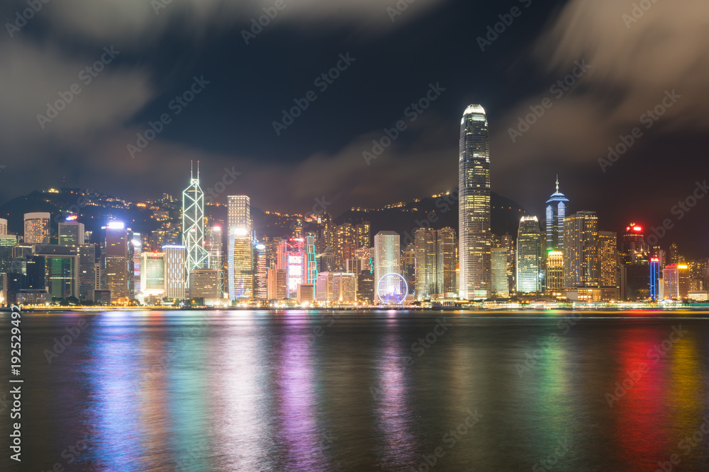 Fototapeta premium Night view of Victoria Harbour in Hong Kong. Asia.