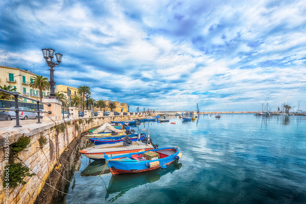 Obraz premium Boat moored at Bari port