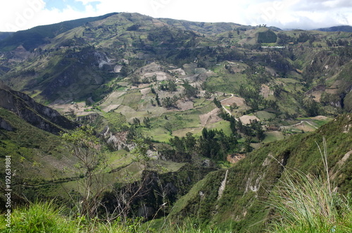 A spectacular view of the Ecuadorian Andes hiking the Quilotoa Loop