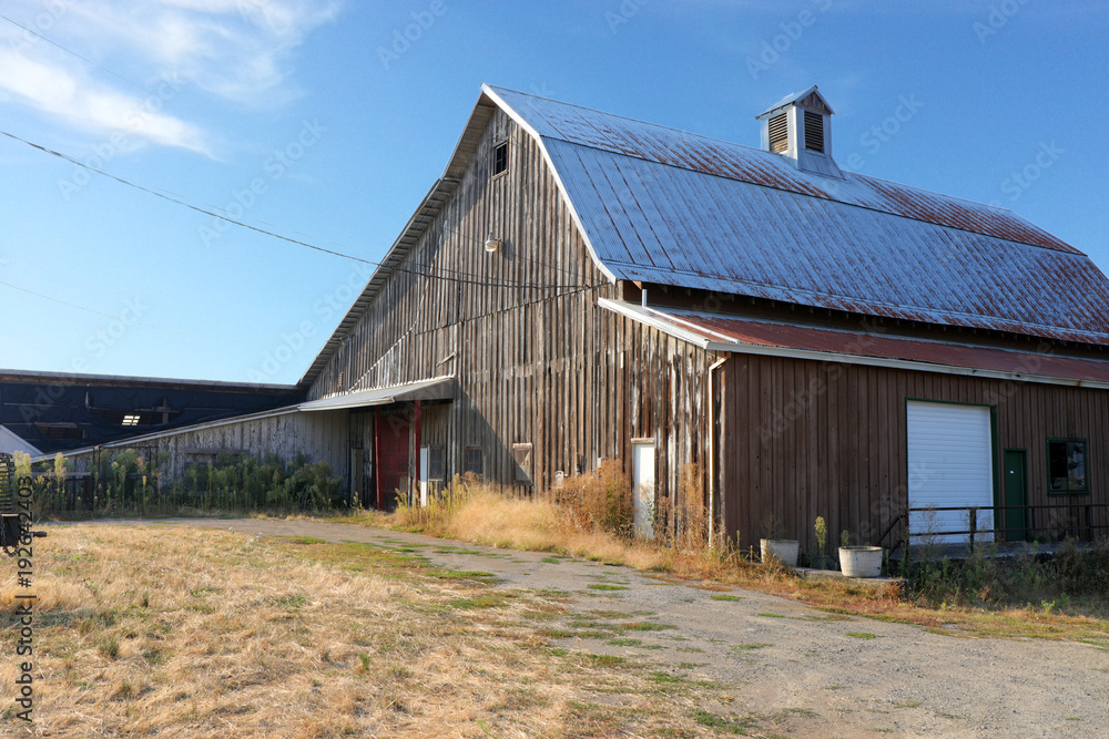 Old barn Old barn