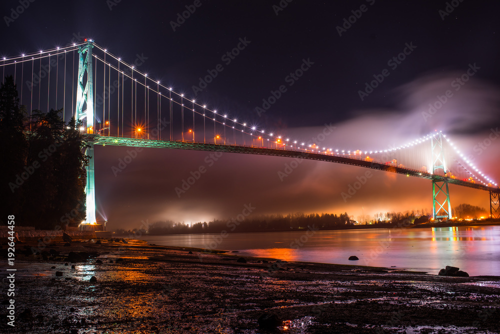 Fototapeta premium Lions Gate Bridge