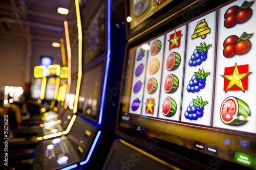 Foto Slot machines in casino