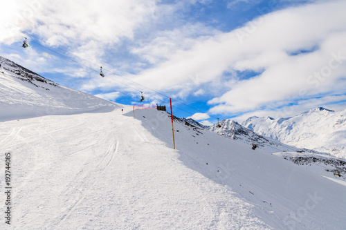 Beautiful ski slope and mountains in winter season in Obergurgl ski area, Tirol, Austria © pkazmierczak