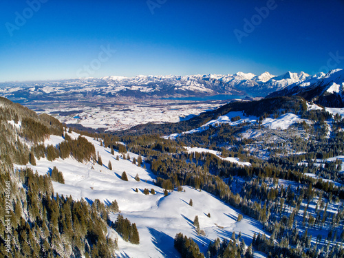 Blick vom Gurnigel ins Berner Mittel-, Oberland