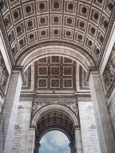 Detail of the Arc de Triomphe in Paris. View of the decorated ceiling. © isaac74