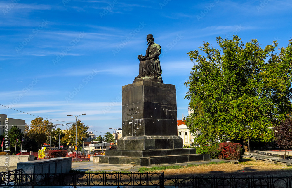 Fototapeta premium Monument to Vuk Karadzic in Belgrade, Serbia