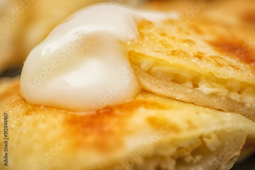 Dumplings with white cheese